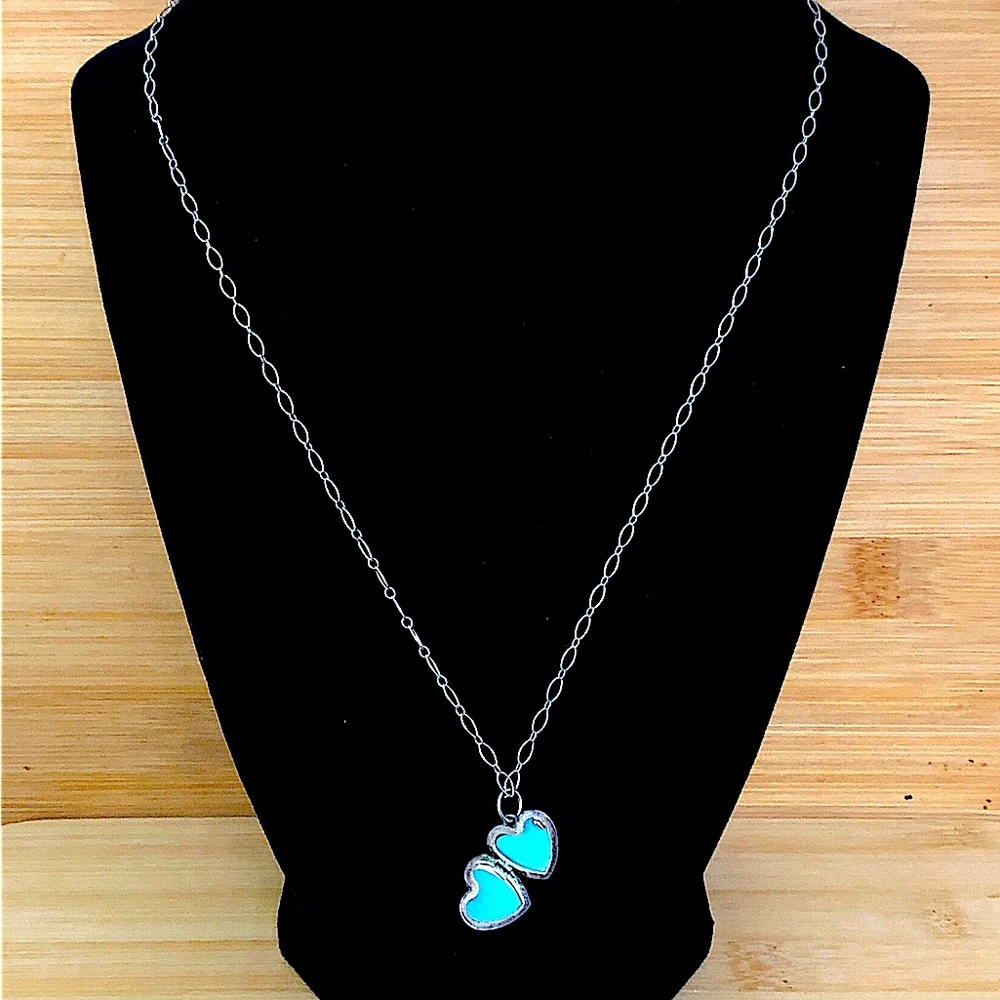 $438  Tiffany & Co. Estate Heart Locket & Tiffany Chain   Sterling   Well Marked